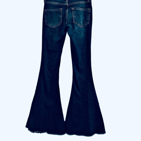 🫸🏿SOLD🫷🏻Free People Denim Super Flare Jeans BNWT - Picture 7 of 15